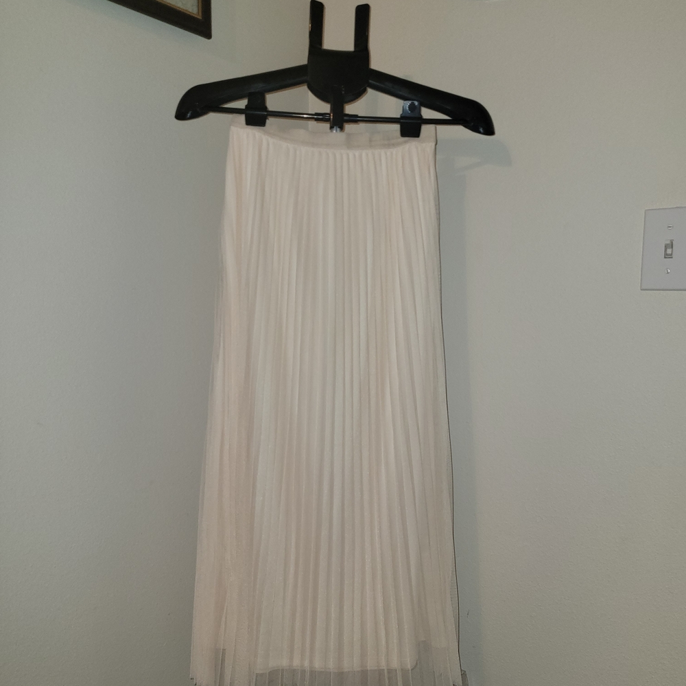 LC Lauren Conrad Cream Midi Skirt